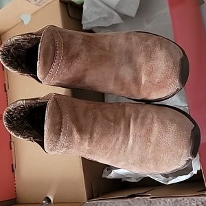 Skechers Tan Booties